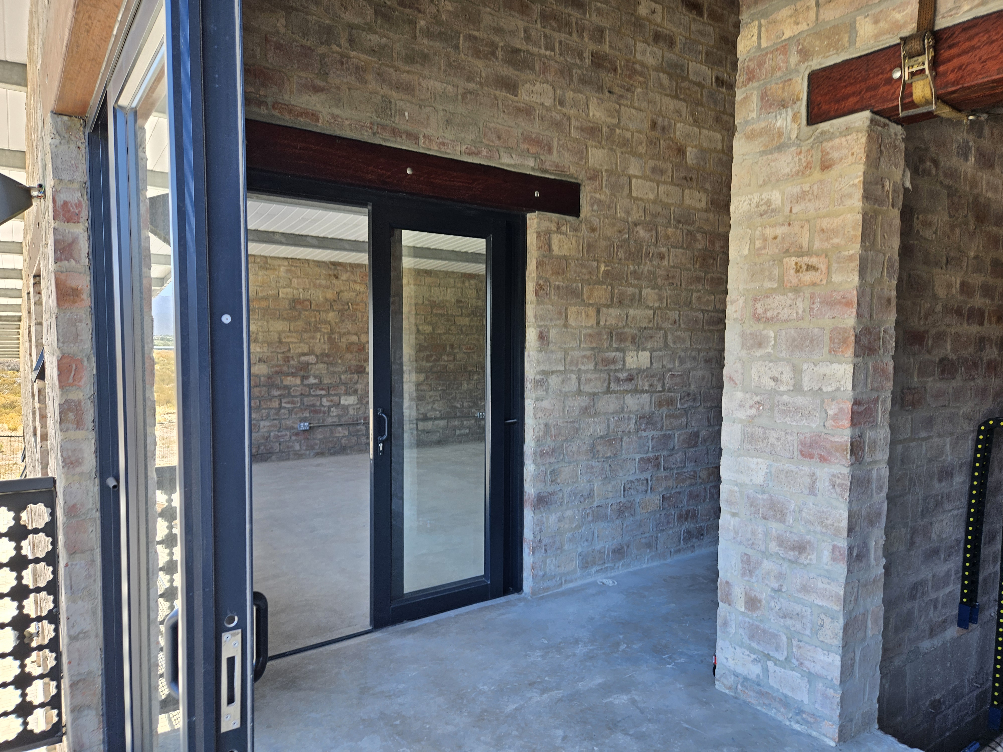 Gallery view of Unit 9 1