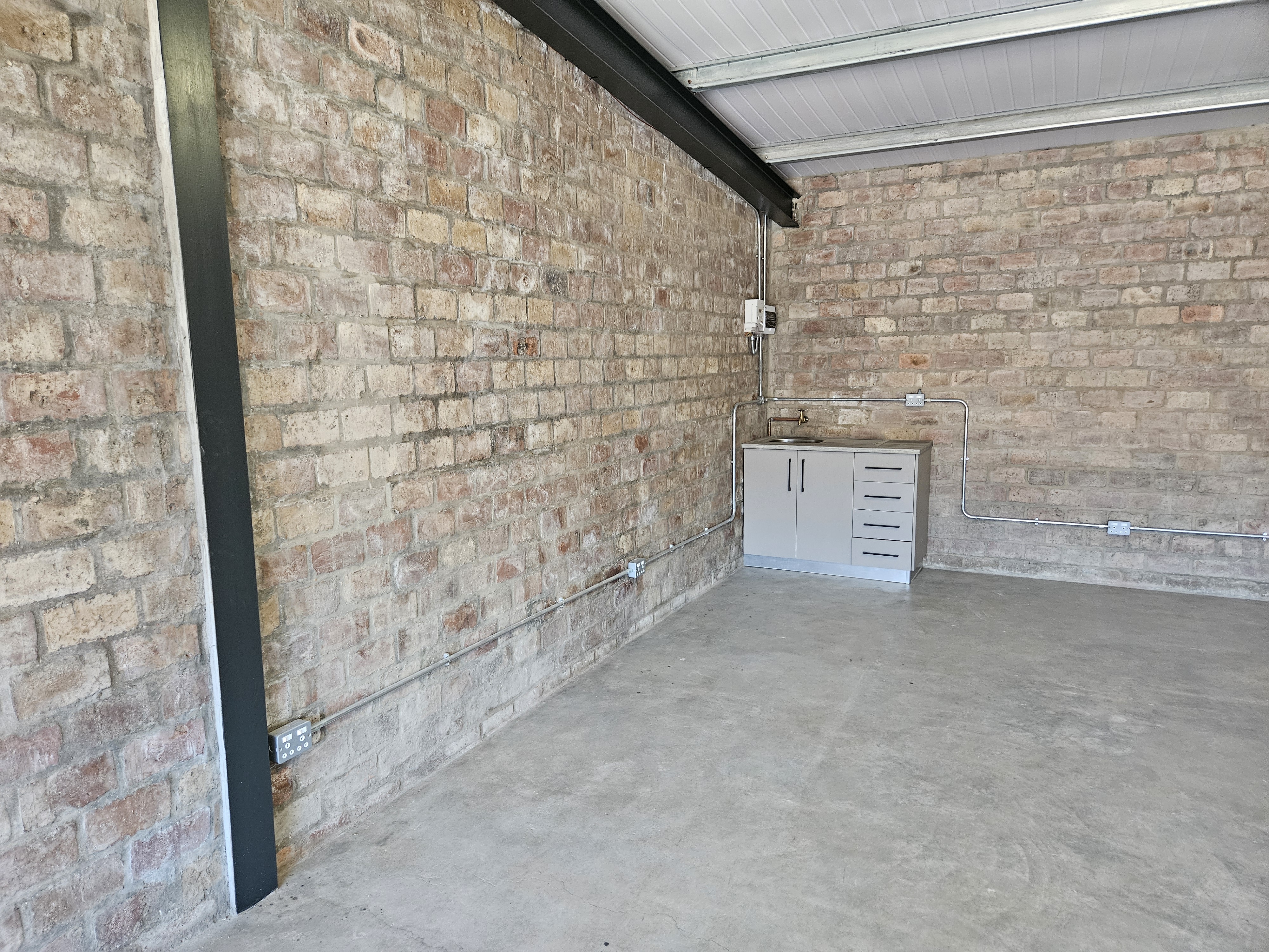 Gallery view of Unit 11 5 thumbnail